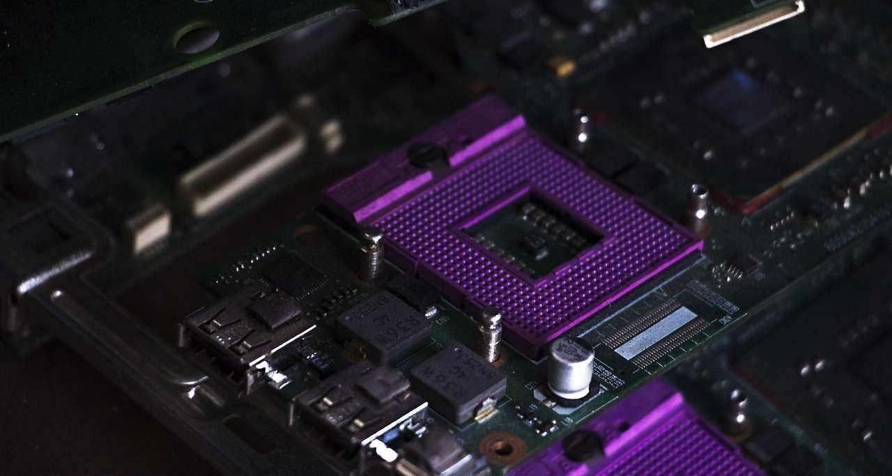 tech-3682674_1280